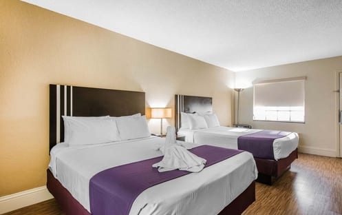 Superior Double Queen Room